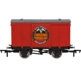 4F-011-162 OO Gauge Ventilated Van Christmas Pudding Ale