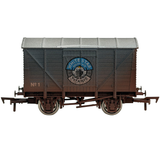 4F-012-080 OO Gauge Van Titanic Brewery White Star Golden Ale Weathered