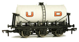 4F-031-035 OO Gauge 6 Wheel Milk Tanker UD