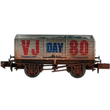 2F-071-103 N Gauge 7 Plank VJ Day Navy 80th Anniversary Weathered