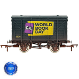 4F-011-179 OO Gauge Ventilated Van World Book Day Weathered