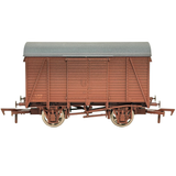 4F-021-004 OO Gauge LMS BOX VAN 611421 Weathered