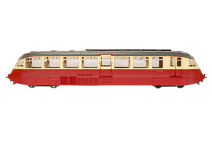 7D-011-005 O Gauge Streamlined Diesel Railcar W8W BR Lined Carmine & Cream