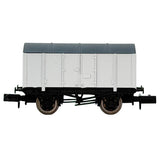 2F-013-125 N Gauge Gunpowder Van Woodgreen Animal Charity Plus Photo