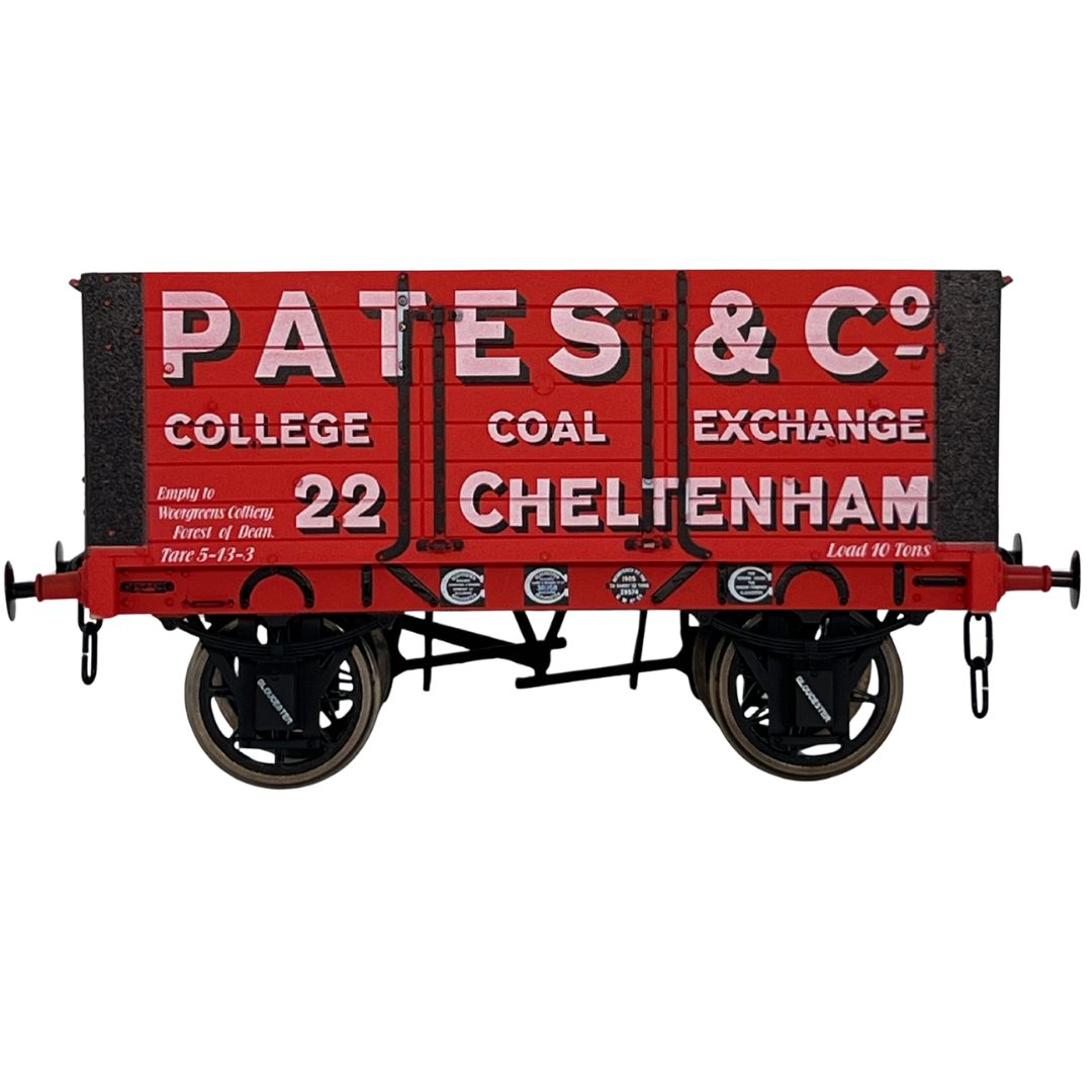 7F-072-006 O Gauge 7 Plank 9' W/B 2 Door Pates & Co No 22