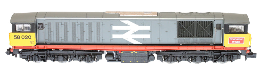 2D-058-002 N Gauge Class 58 Railfreight Revised Front Logo Red Stripe 58020