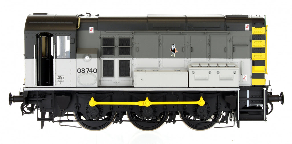7D-008-015 O Gauge Class 08 Railfreight Triple Grey 08740